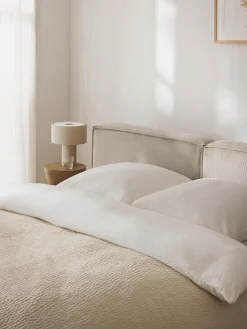 Cama Tapizada En Pana Lennon