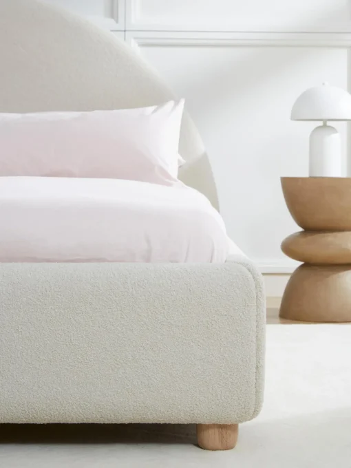 Cama Tapizada En Tejido Boucle Ebba, Con Espacio De Almacenamiento