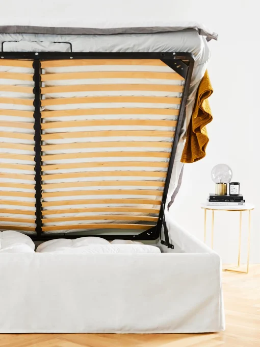 Cama Tapizada Feather, Con Espacio De Almacenamiento