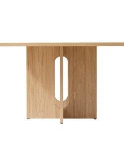 Mesa De Comedor En Madera Clara Androgyne, Tamanos Diferentes
