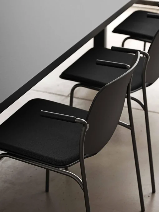 Silla Con Reposabrazos Artesanal De Plastico Nova Sea