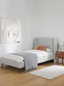 Cama Dusk