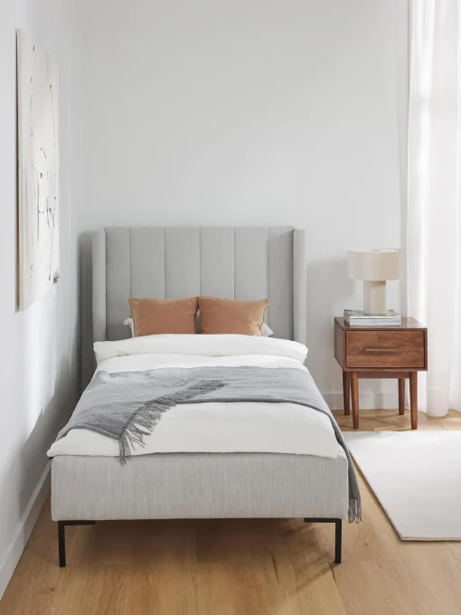 Cama Dusk