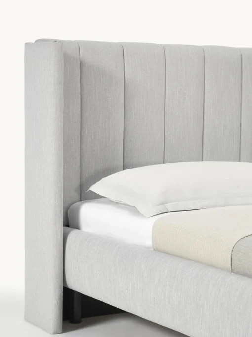 Cama Dusk