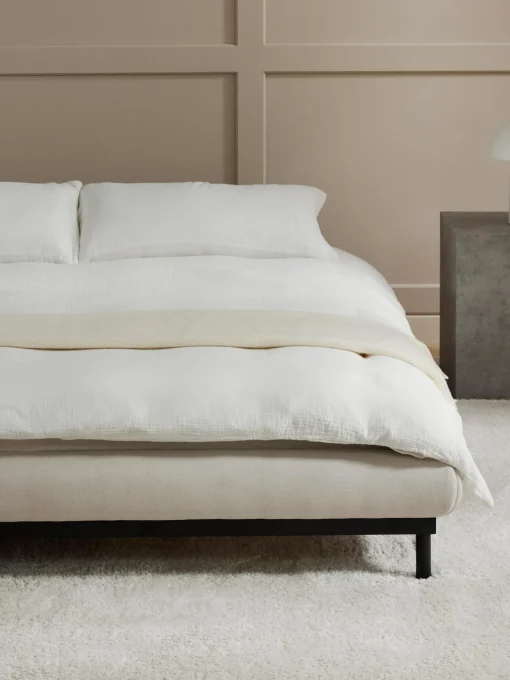 Cama Tapizada Meya