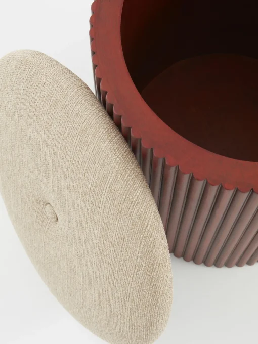 Puf De Madera Darwin, Con Espacio De Almacenamiento