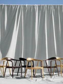 Silla Con Reposabrazos De Madera Angelina