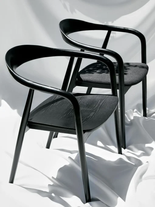 Silla Con Reposabrazos De Madera Angelina